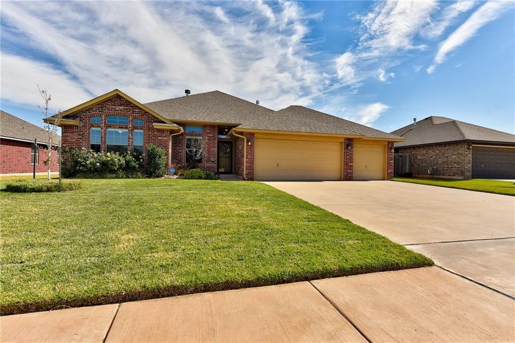 608 N Bighorn Way, Mustang, OK 73064