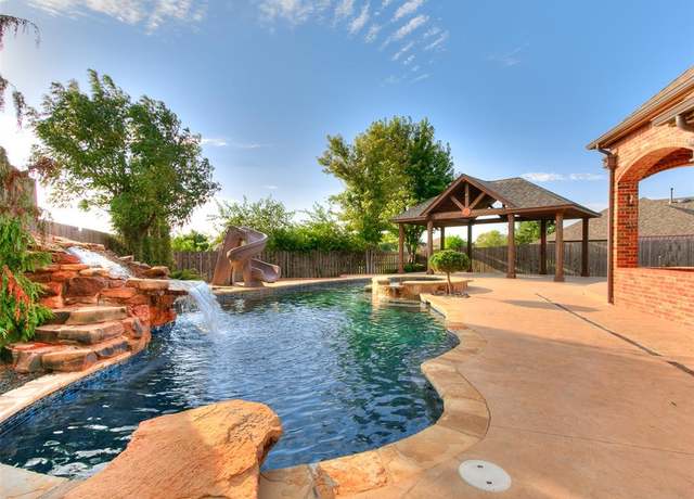 Property at 8608 NW 113th Ct, Oklahoma City, OK 73162, 4 beds, 3 baths