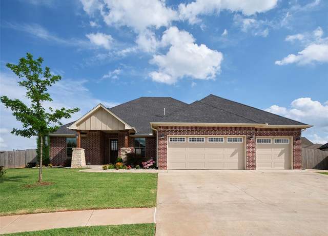 Property at 4304 NW 154th Pl, Edmond, OK 73013, 3 beds, 2.5 baths