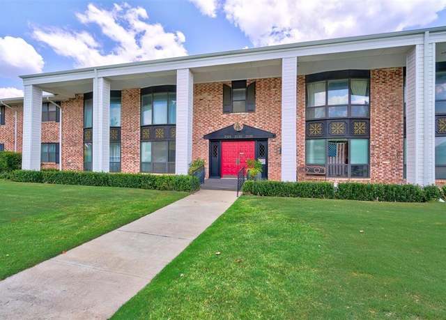 Property at 2525 NW 62nd St #208, Oklahoma City, OK 73112, 3 beds, 2.5 baths