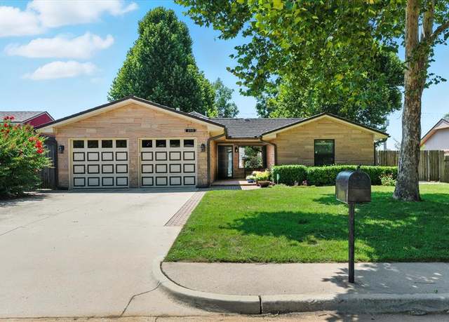 Property at 408 Vickie Dr, Yukon, OK 73099, 3 beds, 2 baths