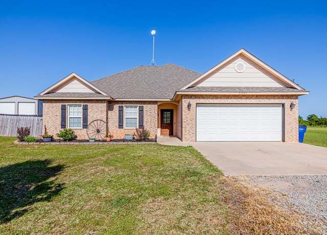 Property at 2401 Melissa Ln, Stillwater, OK 74074, 4 beds, 2 baths