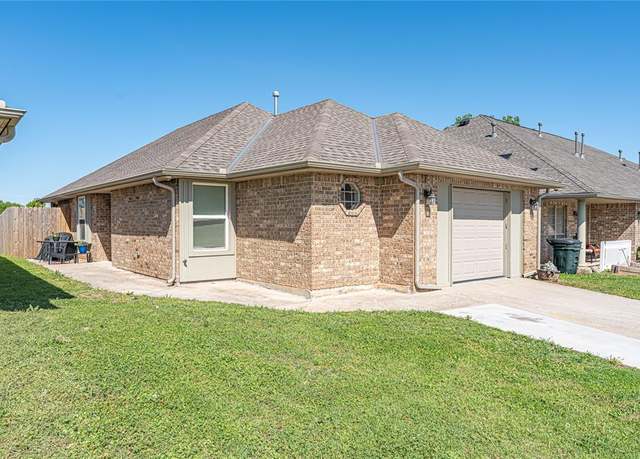 Property at 4333 Huntly Dr, Del City, OK 73115, 2 beds, 2 baths