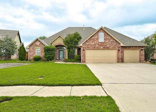 Property at 2617 Lauriston Dr, Norman, OK 73072, 5 beds, 3.5 baths