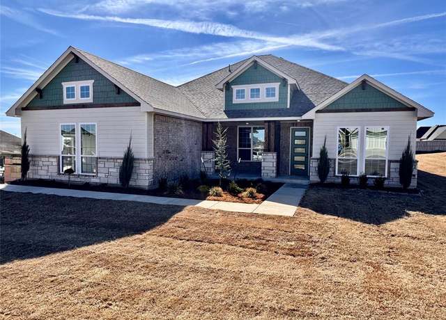 Property at 9924 NW 98th St, Yukon, OK 73099, 4 beds, 2.5 baths