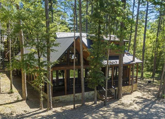 Property at 356 Ebb Tide Rd, Broken Bow, OK 74728, 3 beds, 3.5 baths