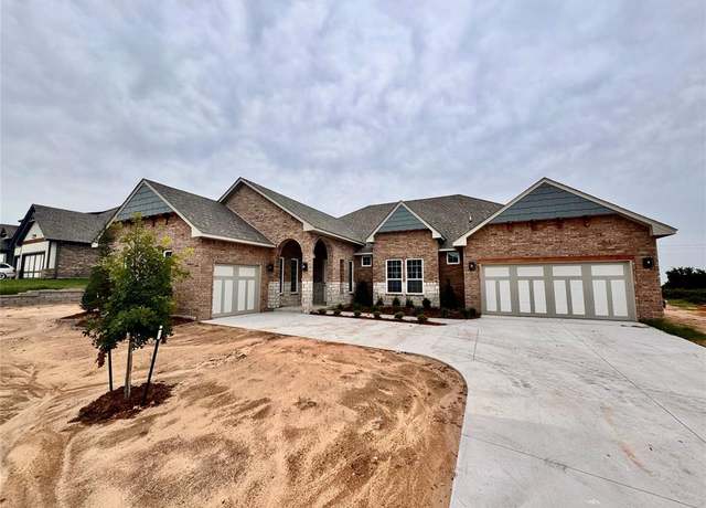 Property at 10109 NW 100th St, Yukon, OK 73099, 4 beds, 4.5 baths