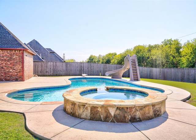 Property at 3101 Monica Ln, Moore, OK 73160, 4 beds, 3 baths