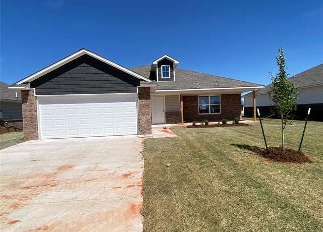 Property at 924 S Bear Ln, Mustang, OK 73064, 3 beds, 2 baths