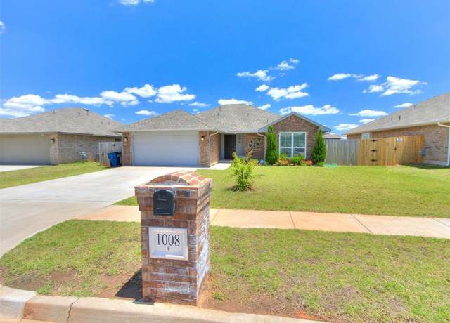 Property at 1008 S Appaloosa Ln, Mustang, OK 73064, 3 beds, 2 baths