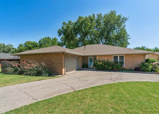 Property at 5301 Ryan Ct, Oklahoma City, OK 73135, 4 beds, 2 baths