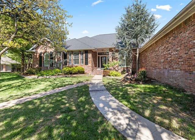 Property at 9608 Misty Hollow Ln, Oklahoma City, OK 73151, 4 beds, 3 baths