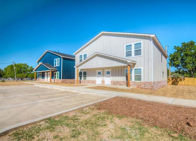 Property at 1728 S 8th St, Chickasha, OK 73018, 16 beds, 12 baths