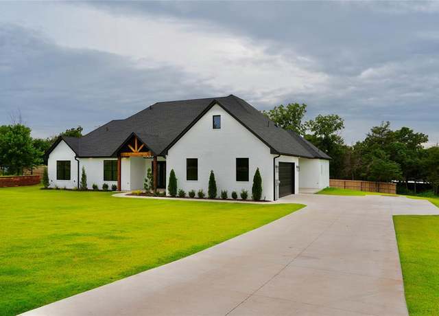 Property at 2884 Springridge Rd, Guthrie, OK 73044, 4 beds, 3 baths