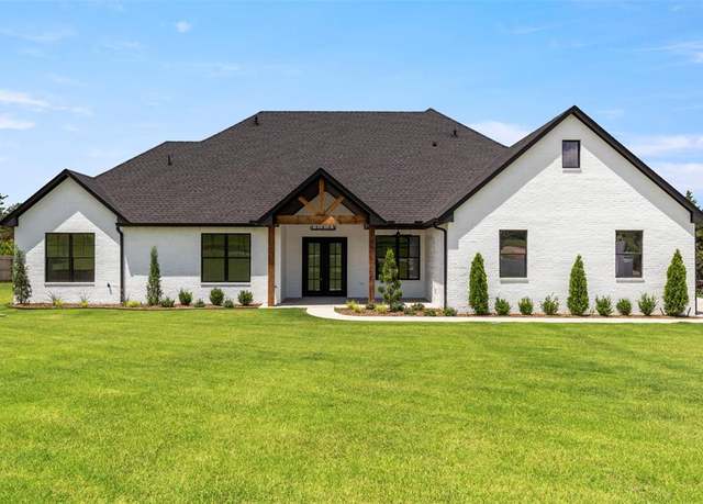 Property at 2884 Springridge Rd, Guthrie, OK 73044, 4 beds, 3 baths