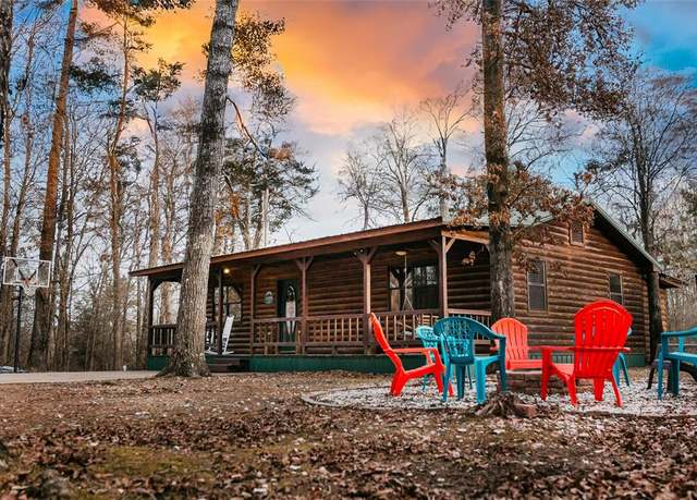 Property at 114 Shearer Wood Ln, Broken Bow, OK 74728, 3 beds, 2 baths