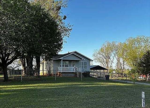 Property at 6751 N Sun Country Rd, Lexington, OK 73051, 2 beds, 1 bath