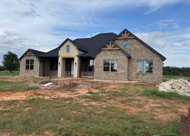 Property at 1256 Hidden View Acres Dr, Blanchard, OK 73010, 4 beds, 3.5 baths