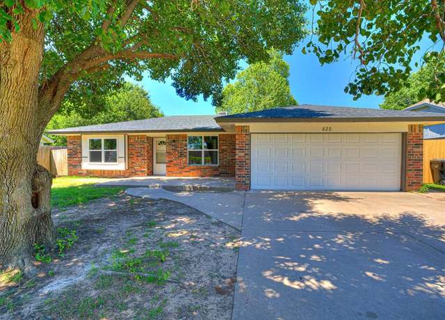 Property at 825 N Robinson Ave, Moore, OK 73170, 3 beds, 2 baths