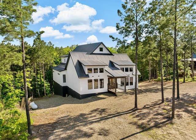 Property at 62 Locust Grove Trl, Broken Bow, OK 74728, 3 beds, 3.5 baths