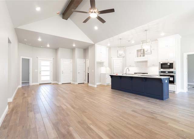 Property at 13133 NE 8th St, Choctaw, OK 73020, 4 beds, 2 baths