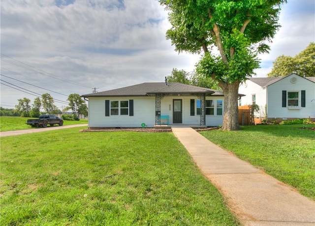 Property at 900 NW 89th St, Oklahoma City, OK 73114, 3 beds, 2 baths