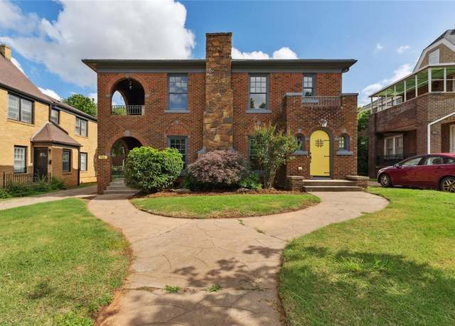 Property at 726 NE 17th St, Oklahoma City, OK 73105, 3 beds, 2.5 baths