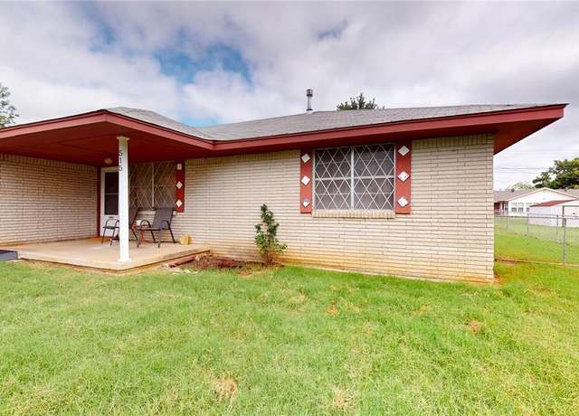 Property at 515 Montana St, Jones, OK 73049, 3 beds, 1 bath