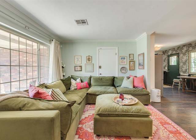 Property at 1621 Carlisle Ct, Oklahoma City, OK 73120, 2 beds, 1 bath