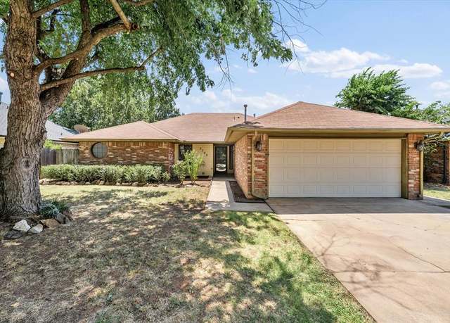 Property at 2708 Morrison Trl, Edmond, OK 73012, 3 beds, 2 baths