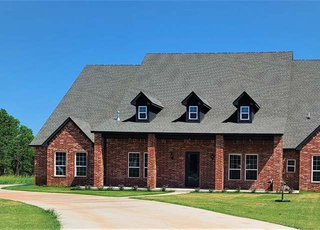 Property at 1425 W Harvard Way, Mustang, OK 73064, 5 beds, 3.5 baths