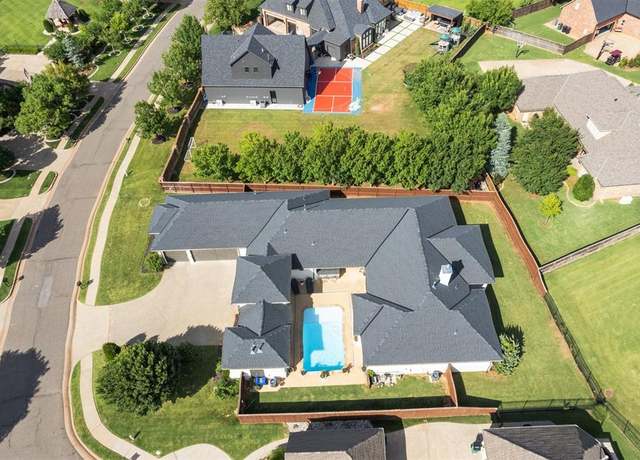Property at 3532 NW 173rd Cir, Edmond, OK 73012, 4 beds, 4 baths