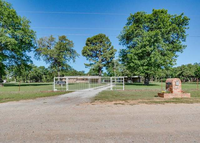 Property at 12925 Lakeroad Dr, Mcloud, OK 74851, 3 beds, 2 baths