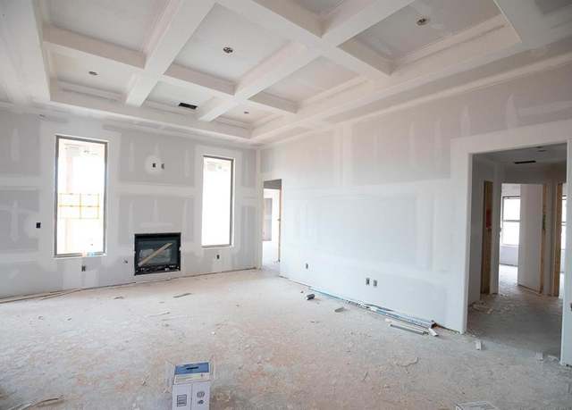 Property at 10316 SW 55th Ter, Mustang, OK 73064, 4 beds, 2 baths
