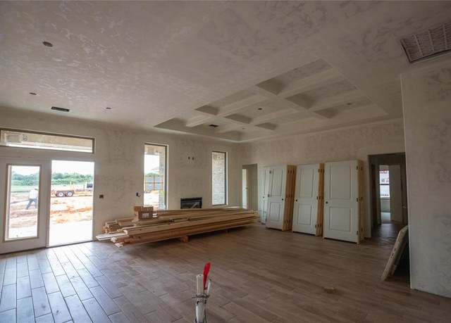 Property at 10316 SW 55th Ter, Mustang, OK 73064, 4 beds, 2 baths