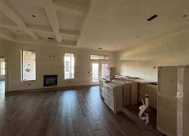 Property at 15908 Coneflower Dr, Edmond, OK 73013, 4 beds, 2 baths