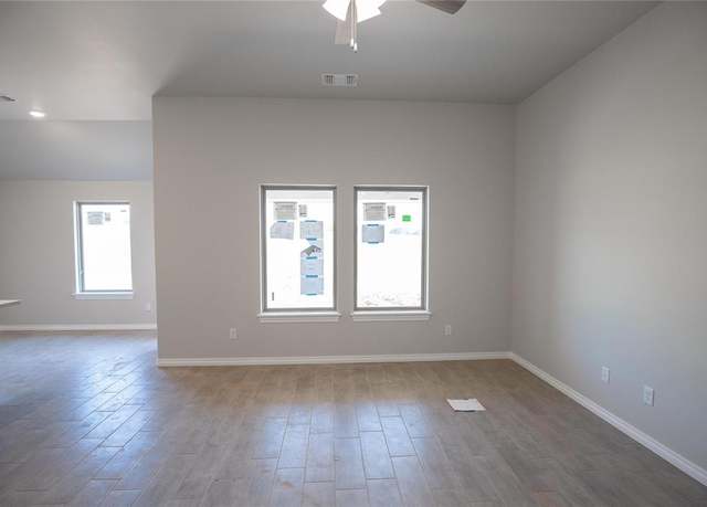 Property at 3809 Lynne Ave, Edmond, OK 73012, 4 beds, 2 baths
