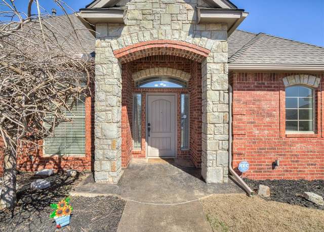 Property at 1801 SE 18th St, Moore, OK 73160, 3 beds, 2 baths