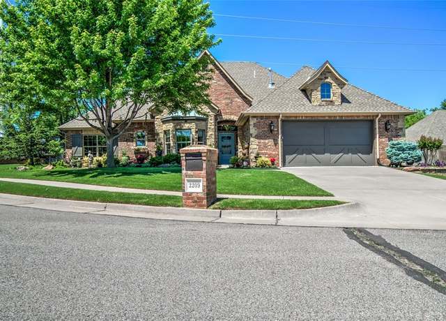 Property at 2209 Outabounds Way, Edmond, OK 73034, 4 beds, 3 baths