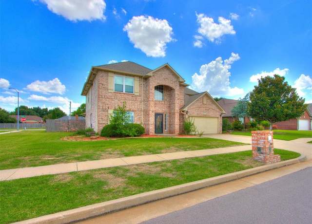 Property at 7300 NW 109th St, Oklahoma City, OK 73162, 5 beds, 3.5 baths