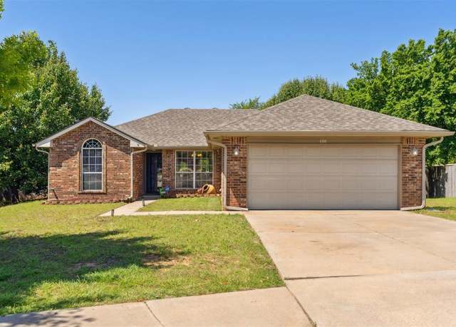 Property at 600 Shadowhill St, Norman, OK 73071, 3 beds, 2 baths
