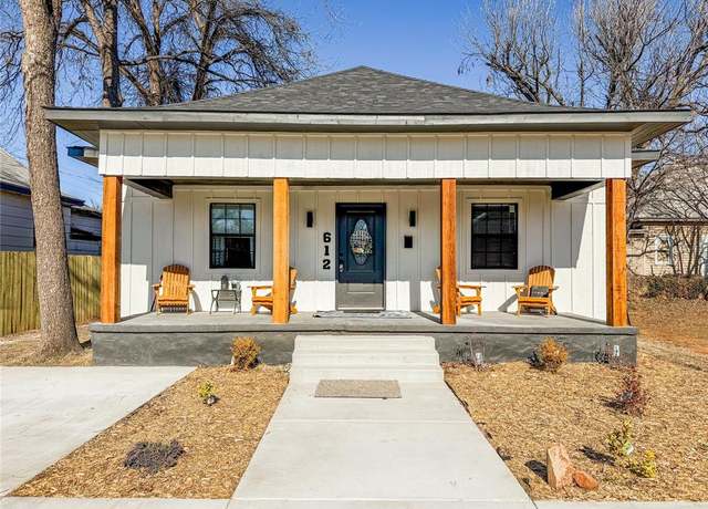 Property at 612 W Iowa Ave, Chickasha, OK 73018, 4 beds, 2 baths