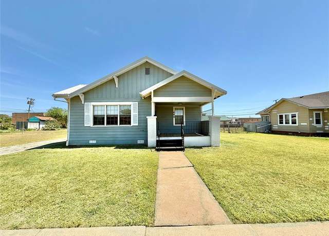 Property at 408 N Lee St, Altus, OK 73521, 2 beds, 1 bath