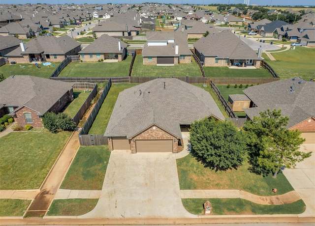 Property at 9309 Brian Ln, Yukon, OK 73099, 3 beds, 2 baths