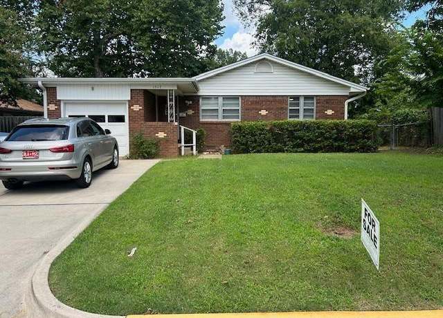 Property at 1517 Parkview Ter, Norman, OK 73072, 3 beds, 1 bath
