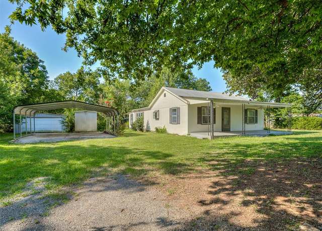 Property at 10424 NE 17th St, Oklahoma City, OK 73141, 2 beds, 1 bath