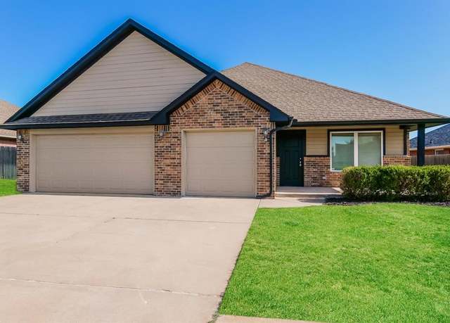 Property at 11217 NW 102nd St, Yukon, OK 73099, 3 beds, 2 baths