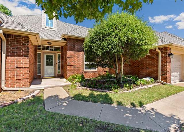 Property at 1401 NW 168th St, Edmond, OK 73012, 4 beds, 3.5 baths