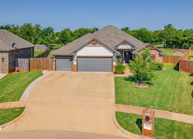 Property at 1225 N Nature Way, Mustang, OK 73064, 4 beds, 2 baths