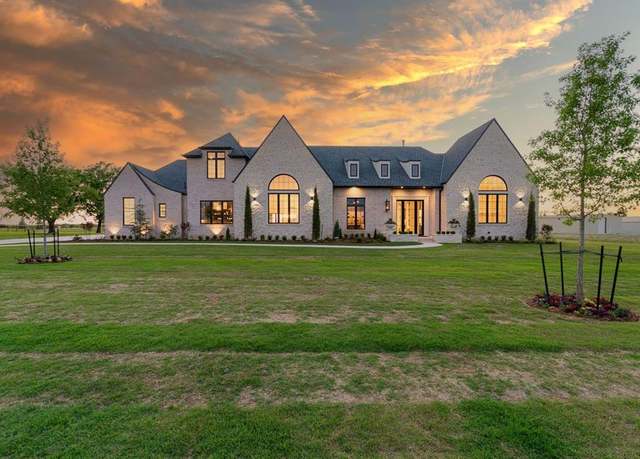 Property at 20945 Alba Ct, Edmond, OK 73012, 4 beds, 5.5 baths
